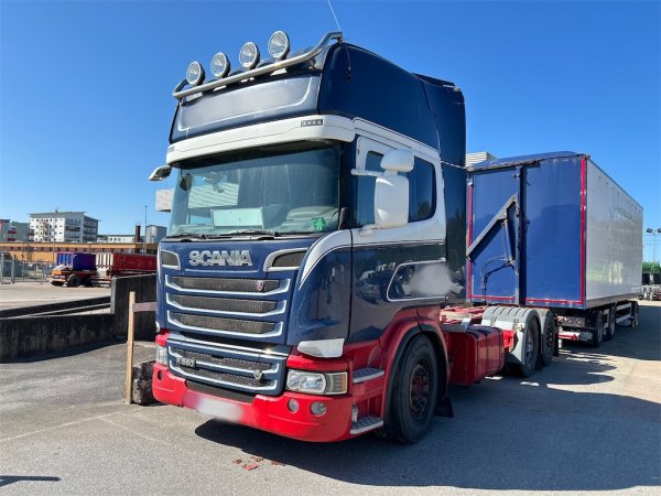 Dragbil SCANIA R580LB6X2*4HNB