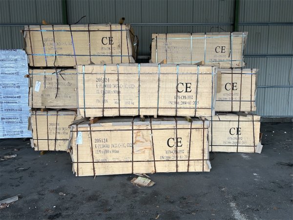 K-plywood 80st 1st pall 12X2500x900mm
