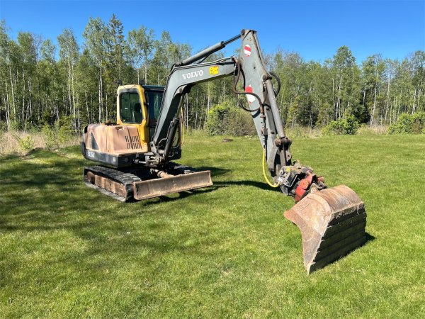 Bandgrävare Volvo EC55B med redskap
