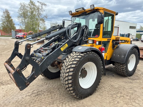 Hjullastare LUNDBERG 345 LSE 6210 med Redskap