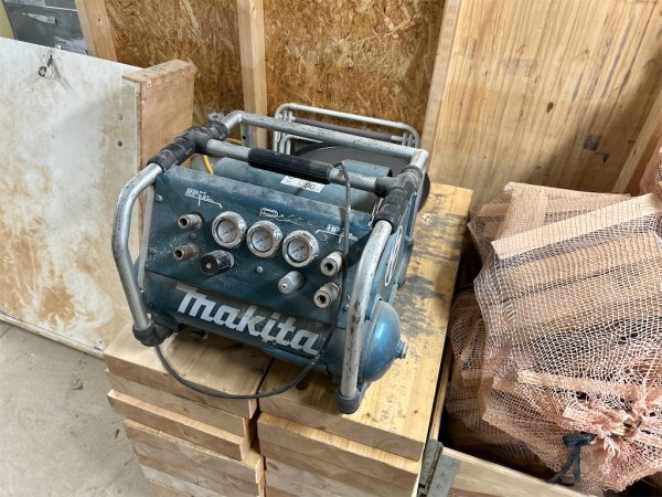 Kompressor Makita AC310H
