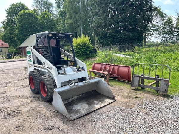 Minilastare Bobcat 743