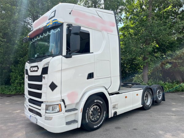Dragbil  SCANIA
