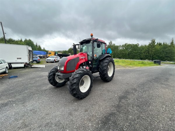 Traktor VALTRA A-93