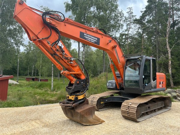 Bandgrävmaskin Hitachi 180 LC