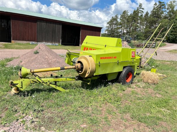 Hårdbalspress CLAAS Markant 40