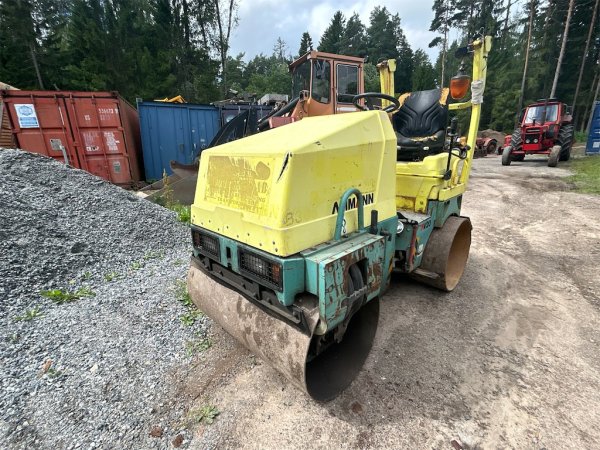 Vält  Ammann AV 20