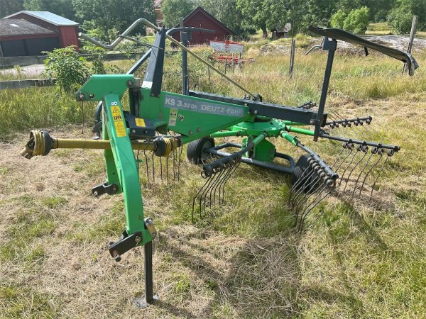 Strängläggare  Deutz-Fahr KS3.33