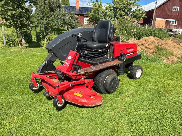 Grönyteklippare TORO 223-D