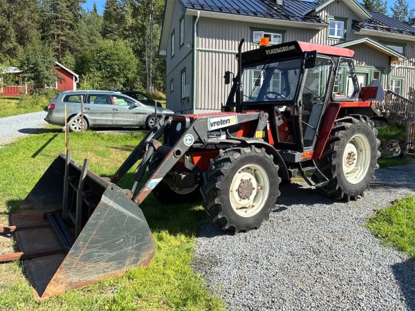 Traktor FIAT 65-94 DT