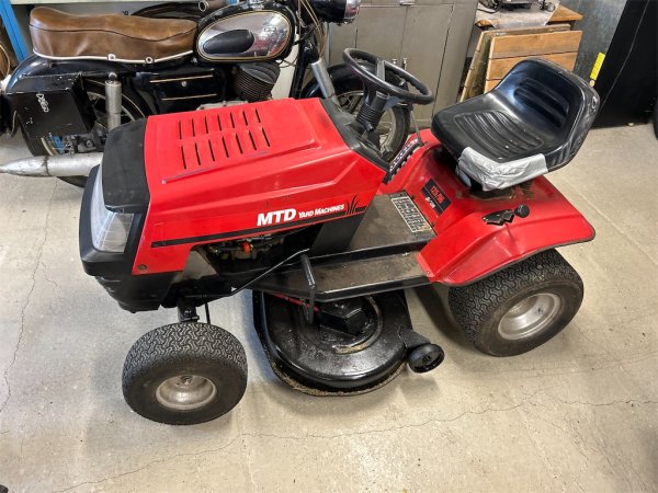Åkgräsklippare  MTD 125/96