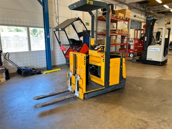 Plocktruck Jungheinrich ECO100