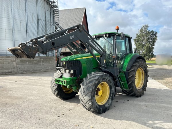 Jordbrukstraktor  John Deere 6820