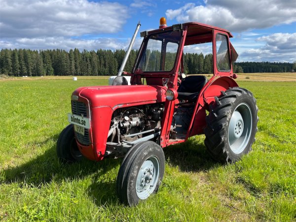 Traktor FERGUSON FE 35 SPEC