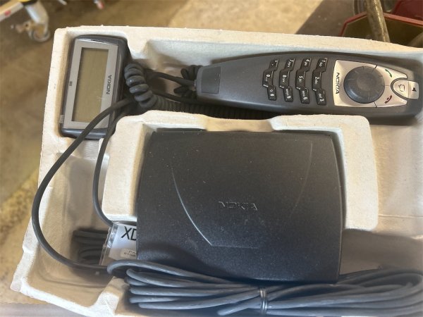 Fordonstelefon Nokia 810