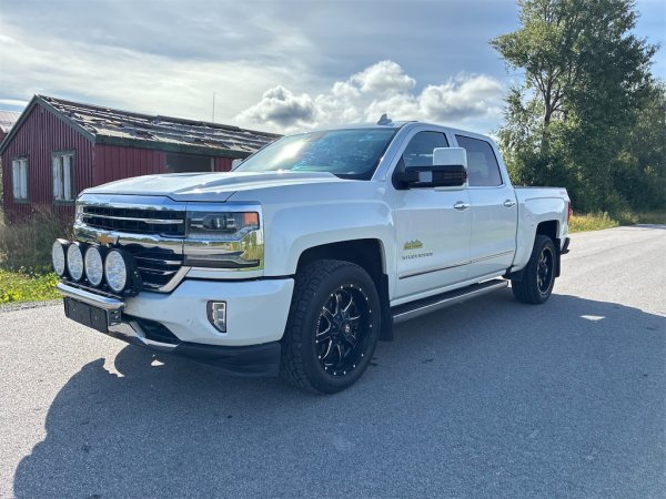 Lätt lastbil CHEVROLET