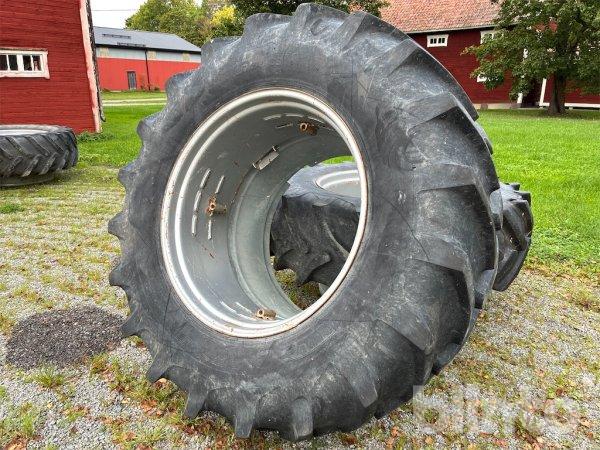 Dubbelmontage 2038 serien