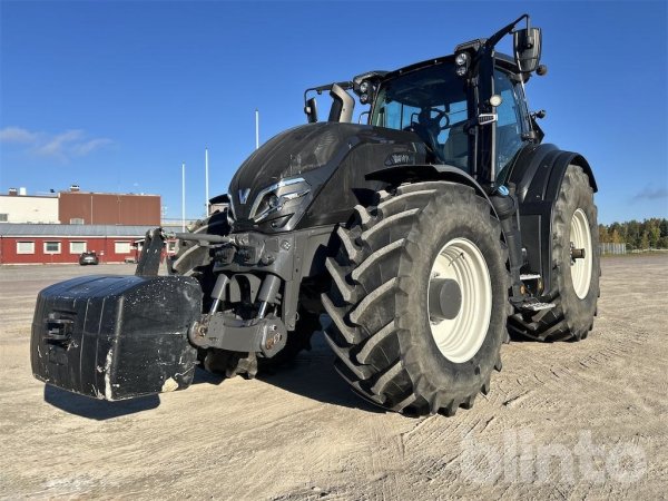 Traktor VALTRA Q305