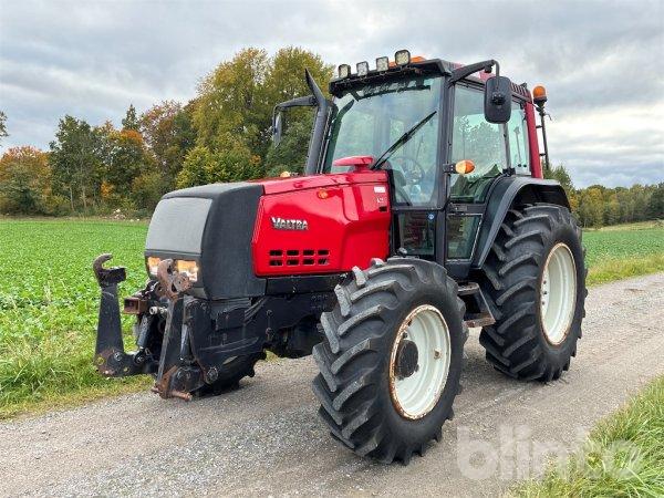 Traktor VALTRA 6350-4