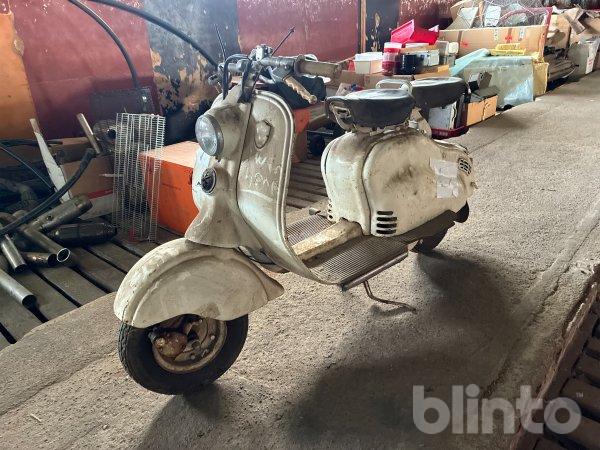 Motorcykel LAMBRETTA 125 LD