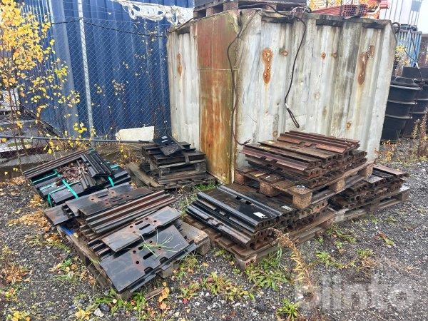 Larvplattor Bandplattor till Caterpillar