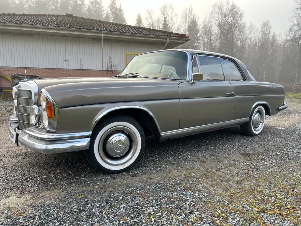 Veteranbil  Mercedes Benz 220 SE B C