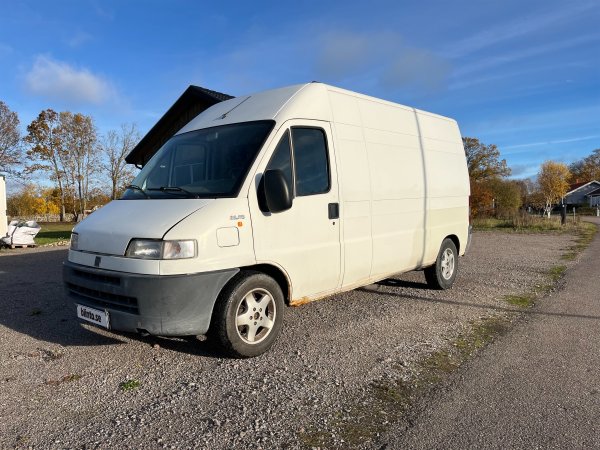 Lätt lastbil FIAT DUCATO 3.2t 2,8 JTD