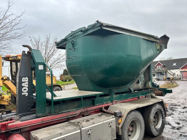 Lastväxlarflak högtipp CMT LVX ram med Tippbulk och kapell