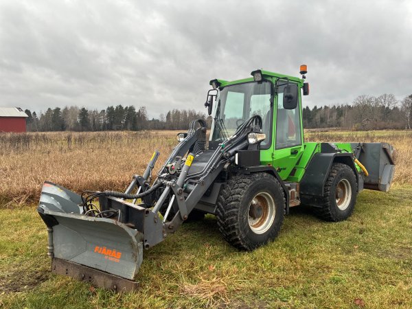 Lastmaskin LM Trac 586
