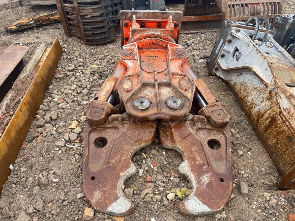 Betongsax  NPK SV250