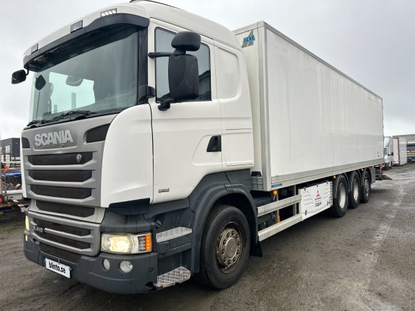 Kyl och frysbil med 3 zoner SCANIA R410LN8X4*4HNB