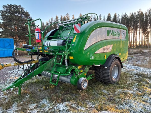 Rundbalspress kombi Mchale Fusion 4