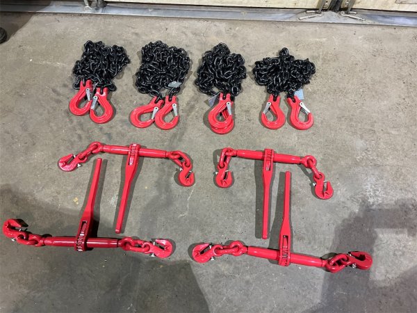 Surrnings-kit 4 Kättingar & 4 Spännare på auktion i Karlstad hos Blinto